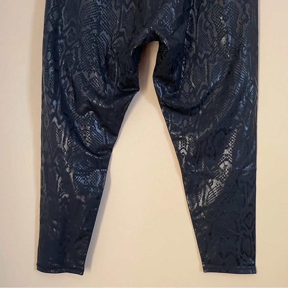 Terez Black Foil Snakeskin Animal Print Stretch Obsidian Leggings 3X